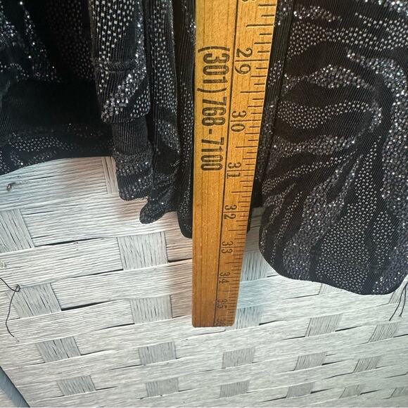 Java black & silver glittery layered blouse ruffle, sheer cuff evening plus size - Picture 10 of 13